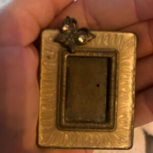 Jay Strongwater miniature picture frame with butterfly